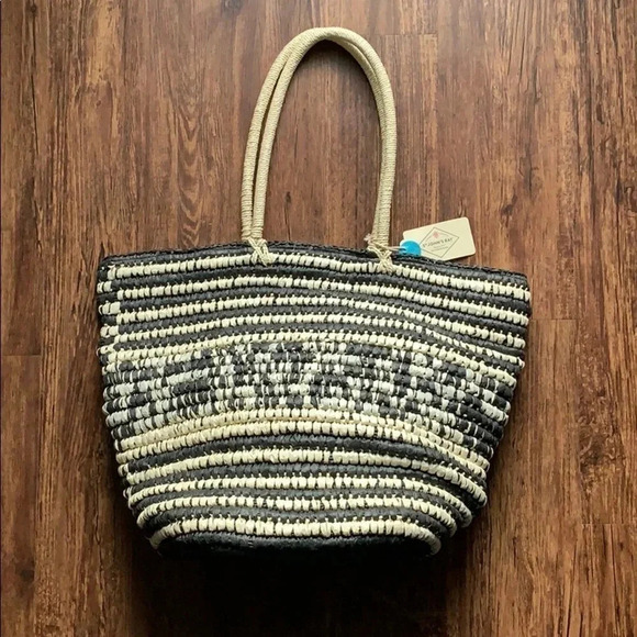 St. John’s Bay Straw Woven Tote Bag Black, Ivory, Natural NWT - Picture 1 of 14